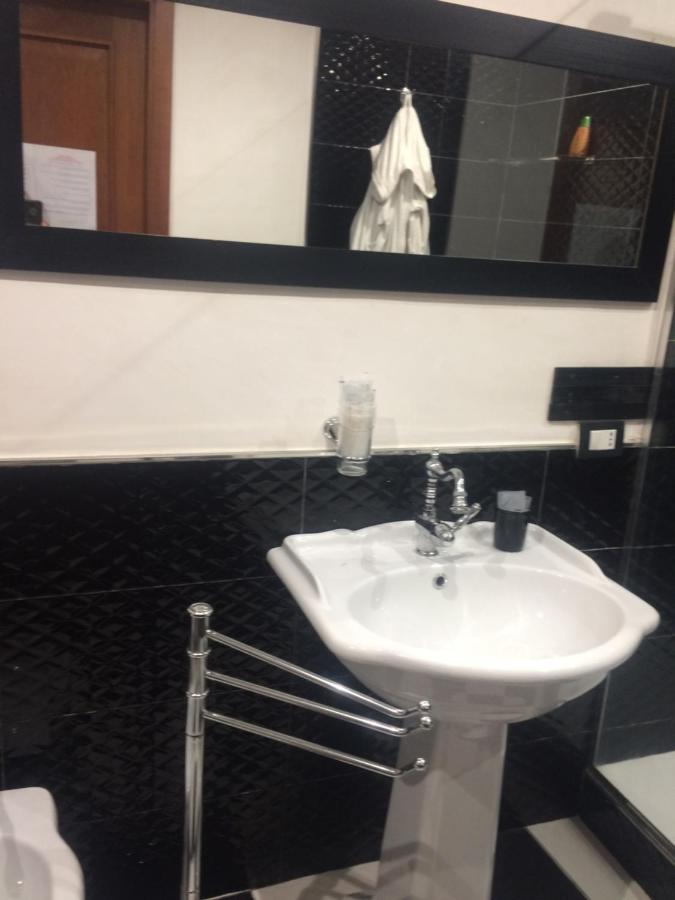 شاكا Guest House La Corte Normanna المظهر الخارجي الصورة
