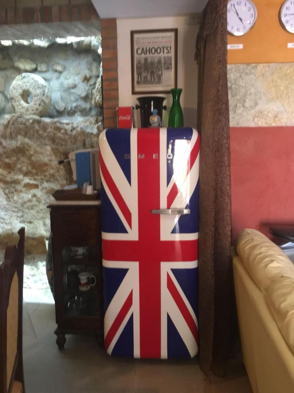 شاكا Guest House La Corte Normanna المظهر الخارجي الصورة